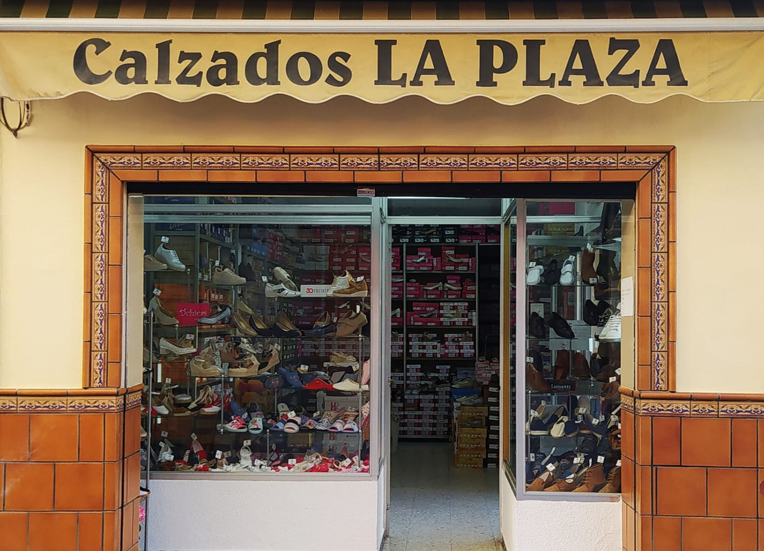galeria calzados la plaza 2