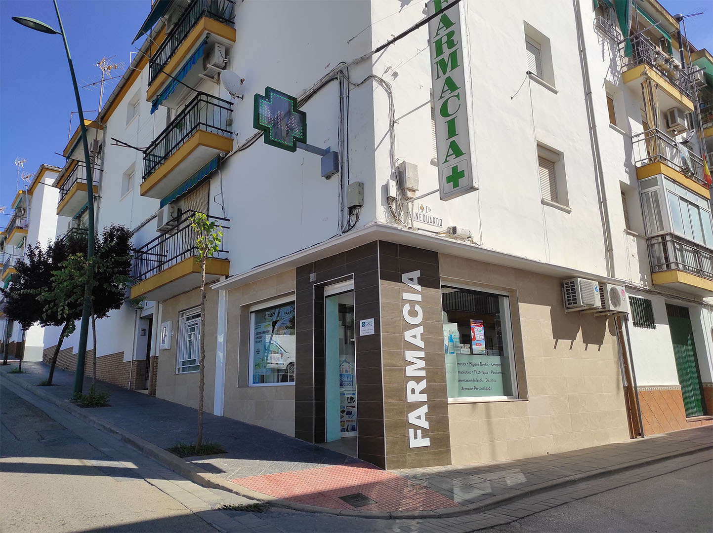 galeria farmacia la paz 2